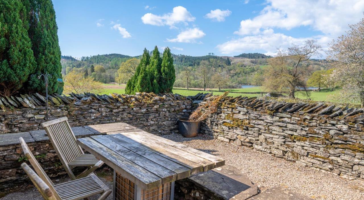 Windermere Near Sawrey Exterior photo