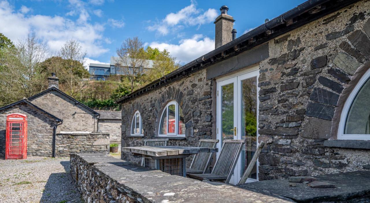 Windermere Near Sawrey Exterior photo